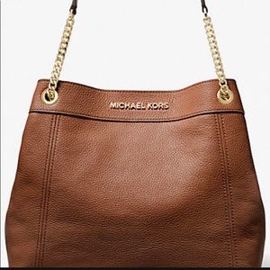 Authentic Michael Kors NWT Stunning 🤩 leather bag MSRP $398